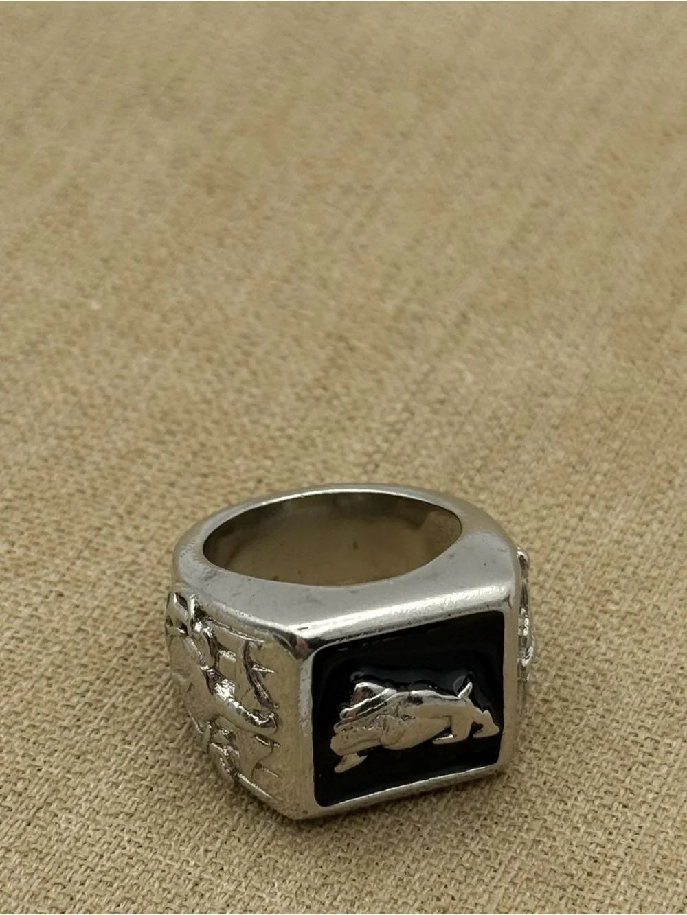 Silver tone Men's Signet Ring with Black Onyx Panel
